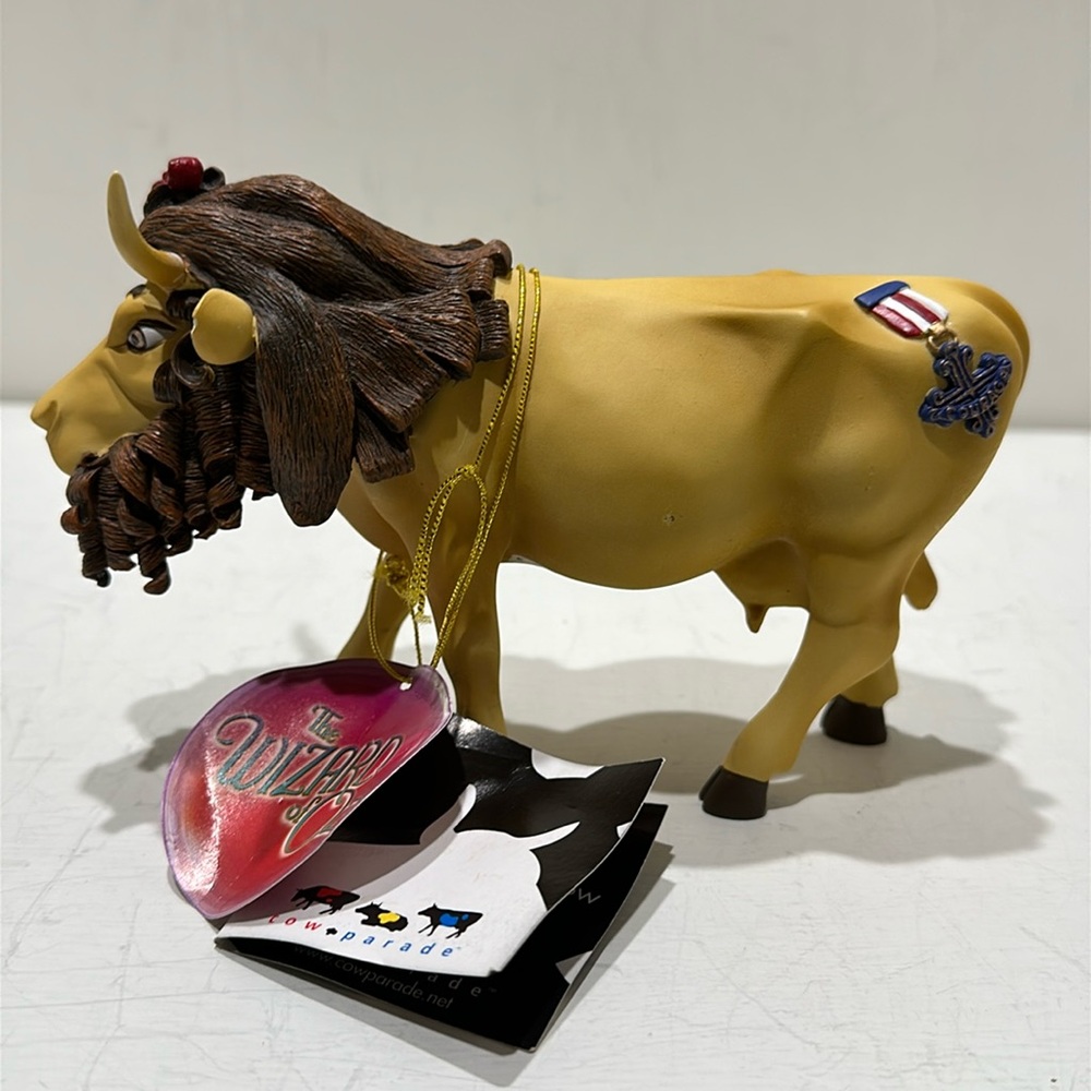 COW PARADE “Cowardly Lion Cow”- The Wizard Of Oz (2002) Collectible Figurine